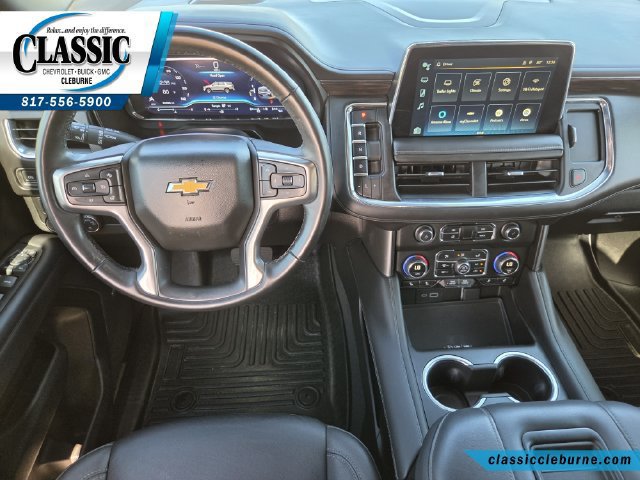 Used 2024 Chevrolet Tahoe LT w/ Luxury Package RWD image 3