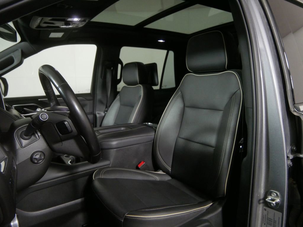 Used 2022 GMC Yukon SLT w/ SLT Premium Package AWD/4WD image 13