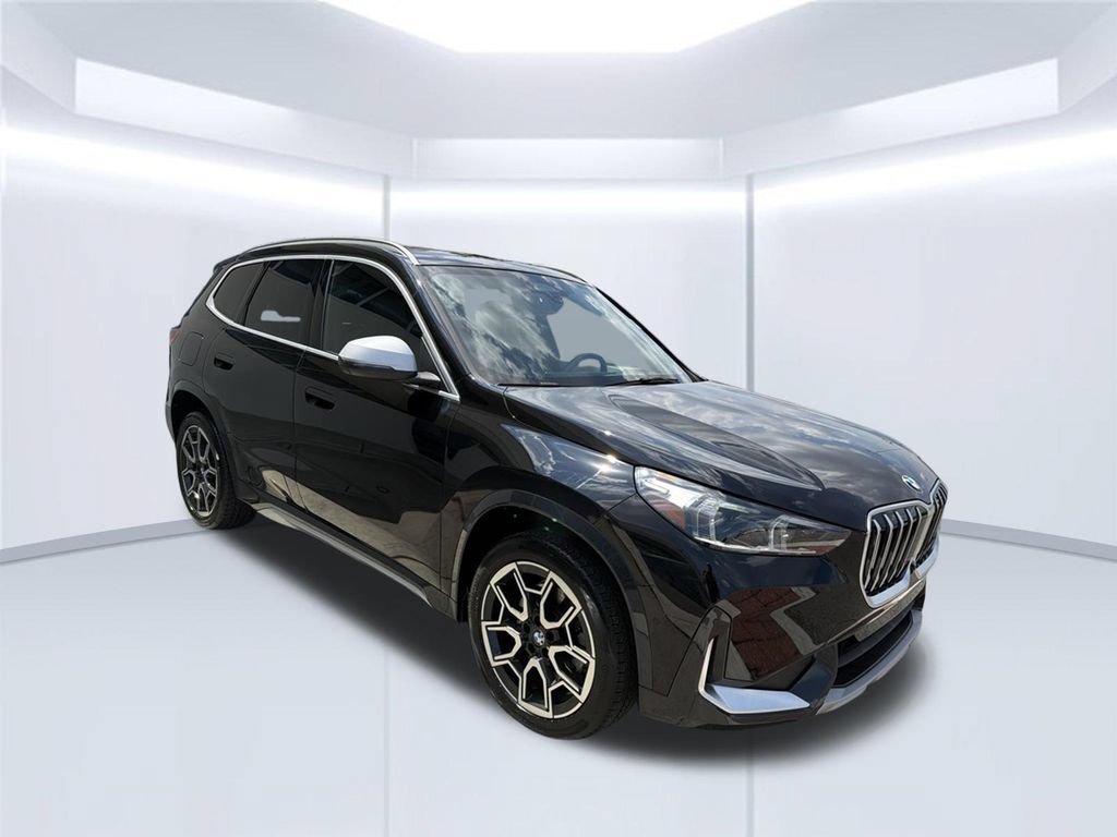 Used 2023 BMW X1 xDrive28i w/ Premium Package AWD/4WD image 9