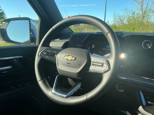 Used 2025 Chevrolet Suburban Premier w/ Sun And Tow Package AWD/4WD image 23