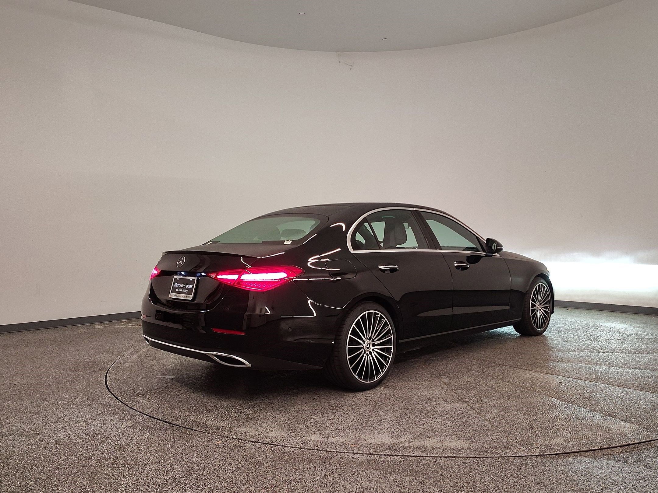 Used 2026 Mercedes-Benz C 300 Sedan image 8