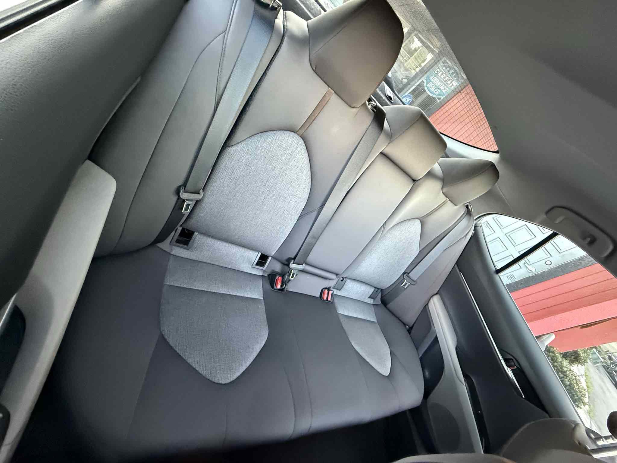 Used 2019 Toyota Camry LE image 42