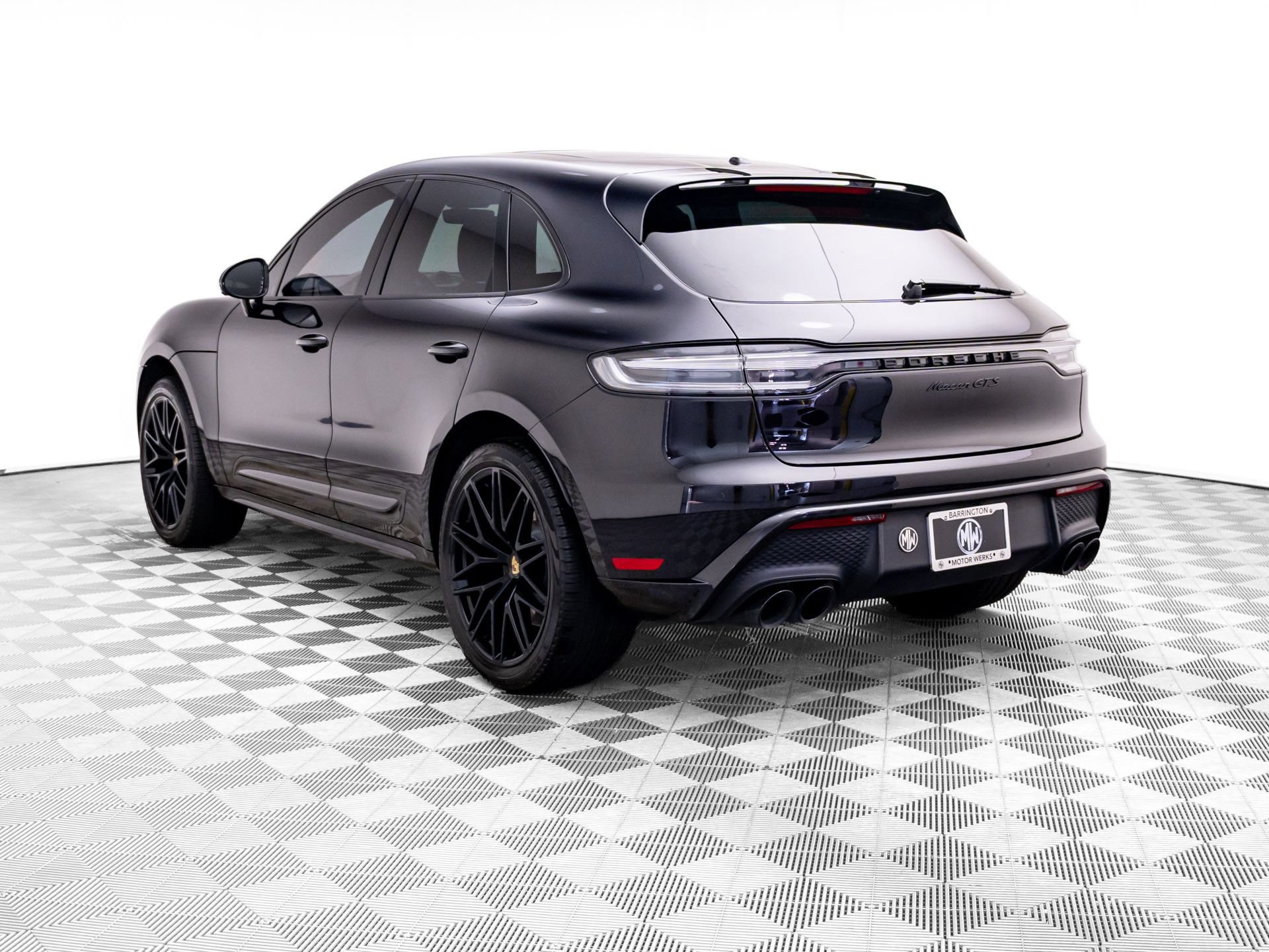 Certified 2023 Porsche Macan GTS AWD/4WD image 3