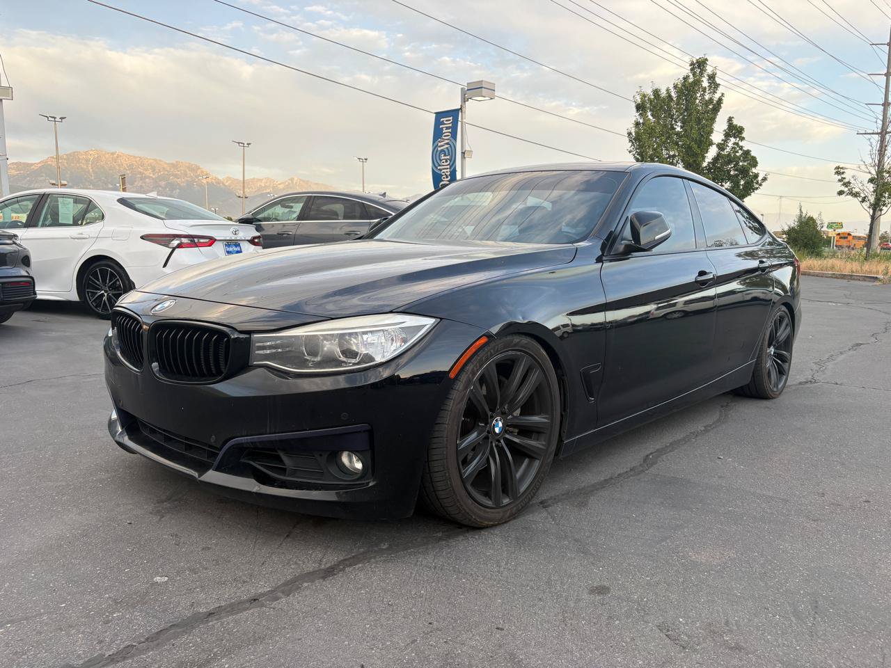 Used 2014 BMW 335i Gran Turismo xDrive AWD/4WD image 3