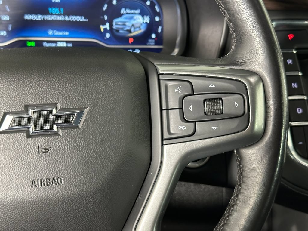 Used 2023 Chevrolet Suburban Z71 w/ Luxury Package AWD/4WD image 14