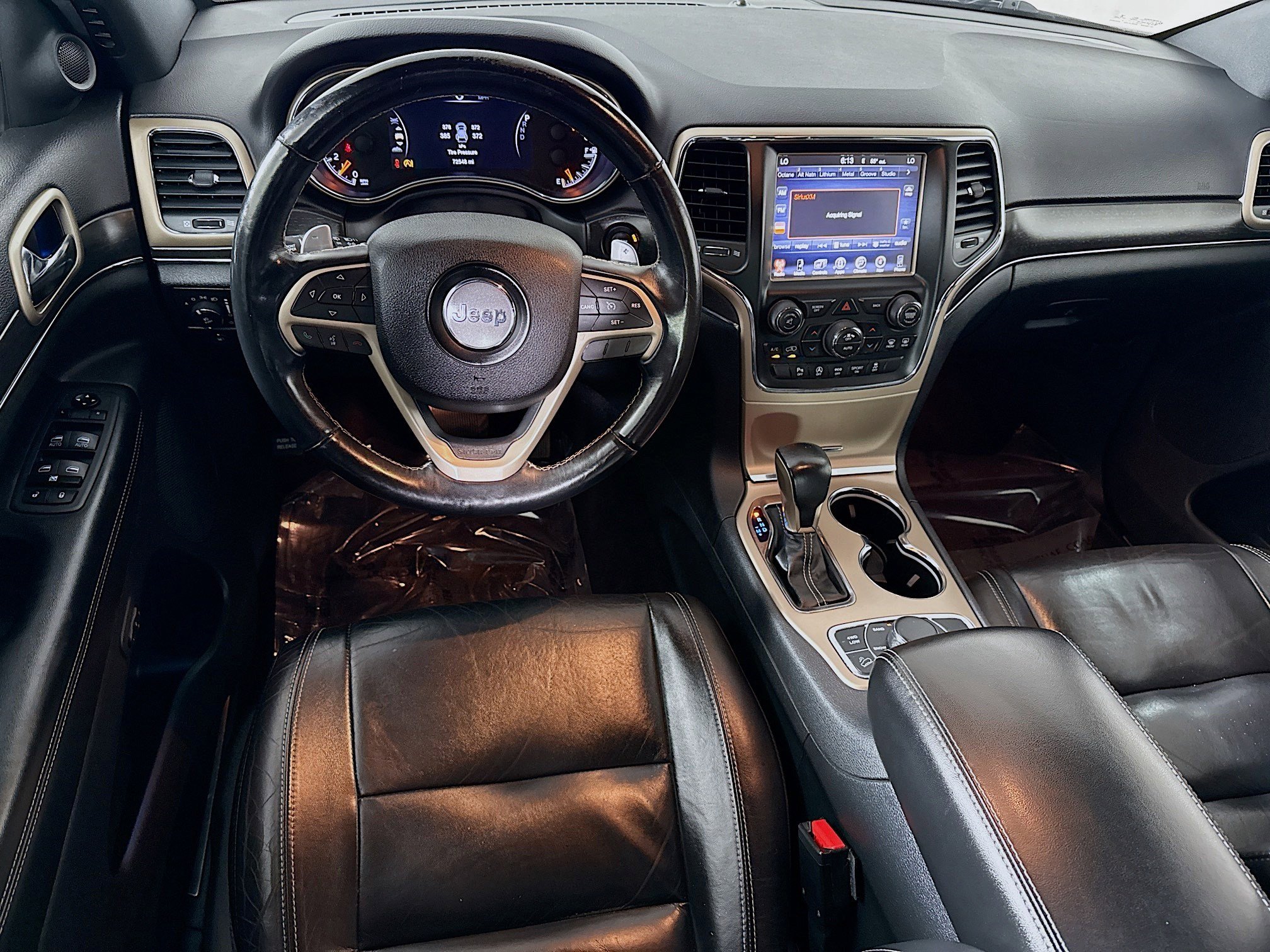 Used 2017 Jeep Grand Cherokee Limited image 17