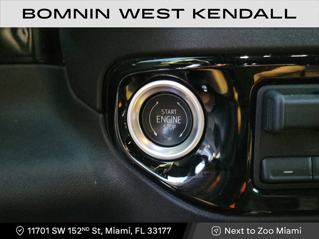 Used 2024 Chevrolet Silverado 1500 High Country image 19