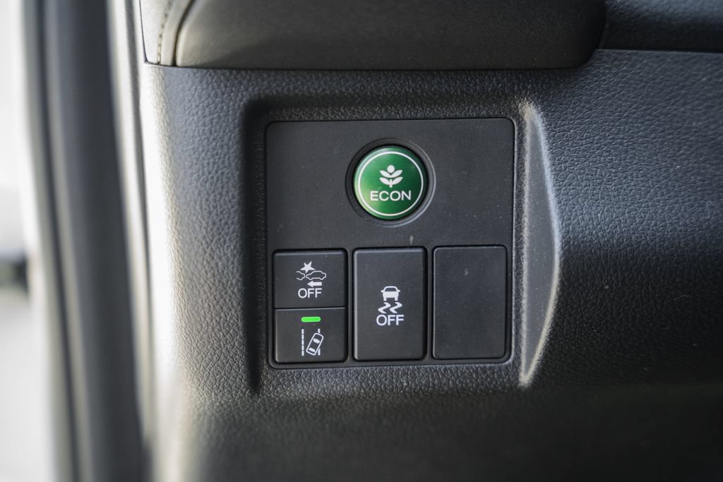 Used 2020 Honda HR-V EX image 36