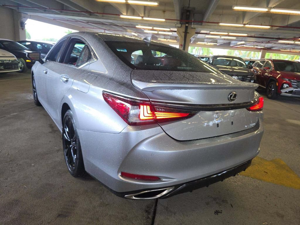 Used 2024 Lexus ES 350 F Sport w/ Accessory Package (Z2) FWD image 2