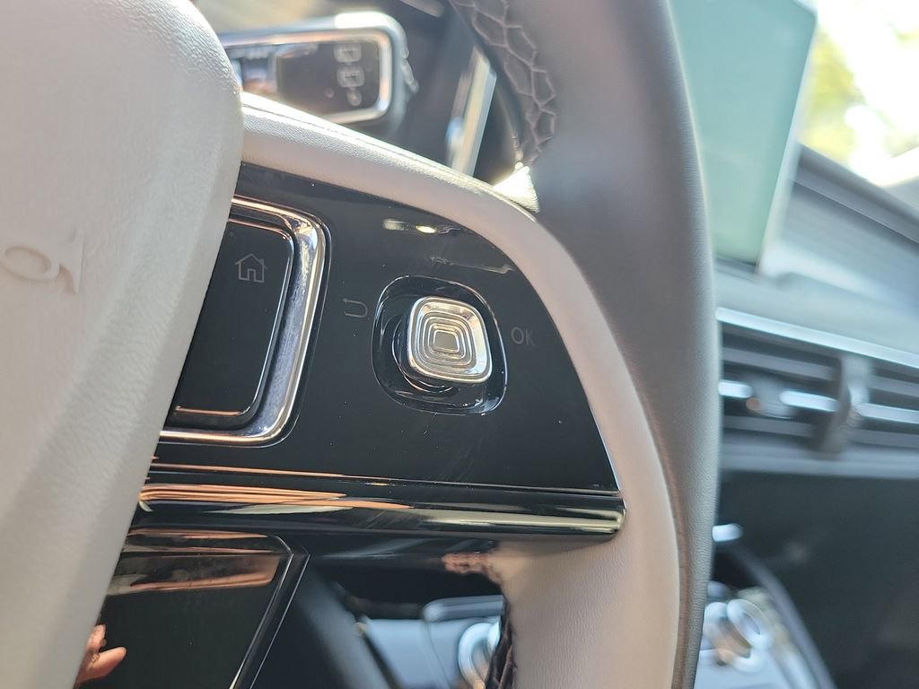 Certified 2022 Lincoln Corsair FWD image 24