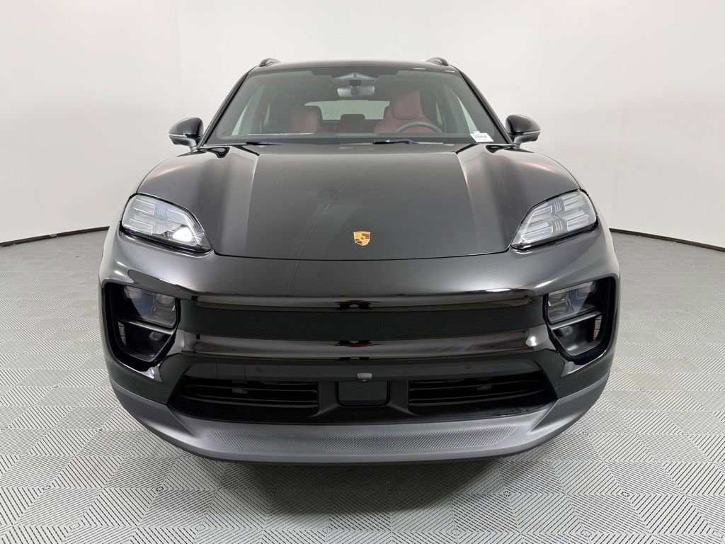 New 2026 Porsche Macan Electric RWD image 10