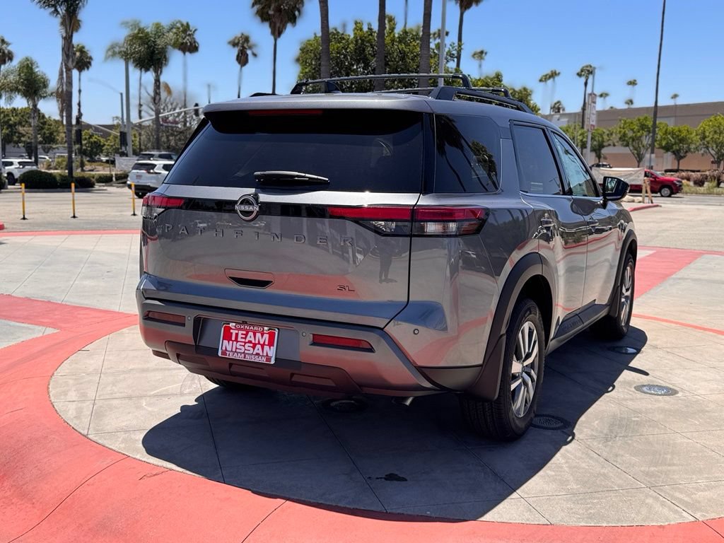New 2026 Nissan Pathfinder SL FWD image 8