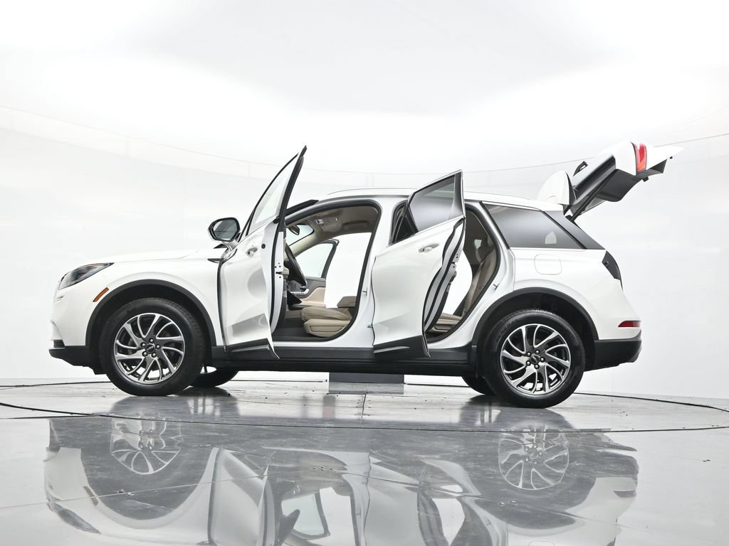 Used 2020 Lincoln Corsair AWD w/ Equipment Group 101A image 56