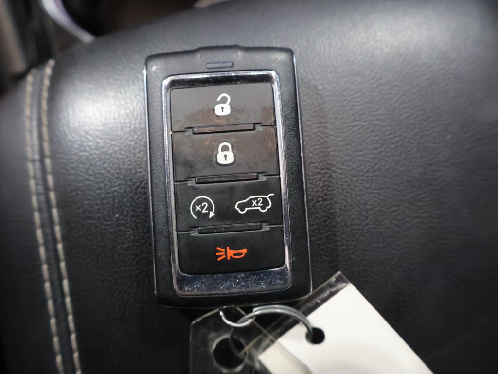Used 2022 Jeep Grand Cherokee L Limited AWD/4WD image 25