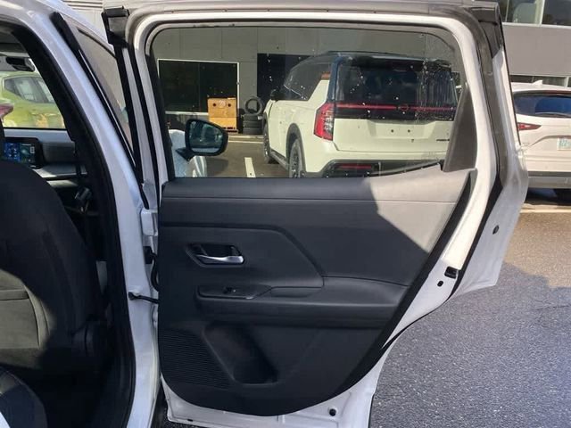 New 2026 Nissan Kicks SV w/ SV Premium Package image 23