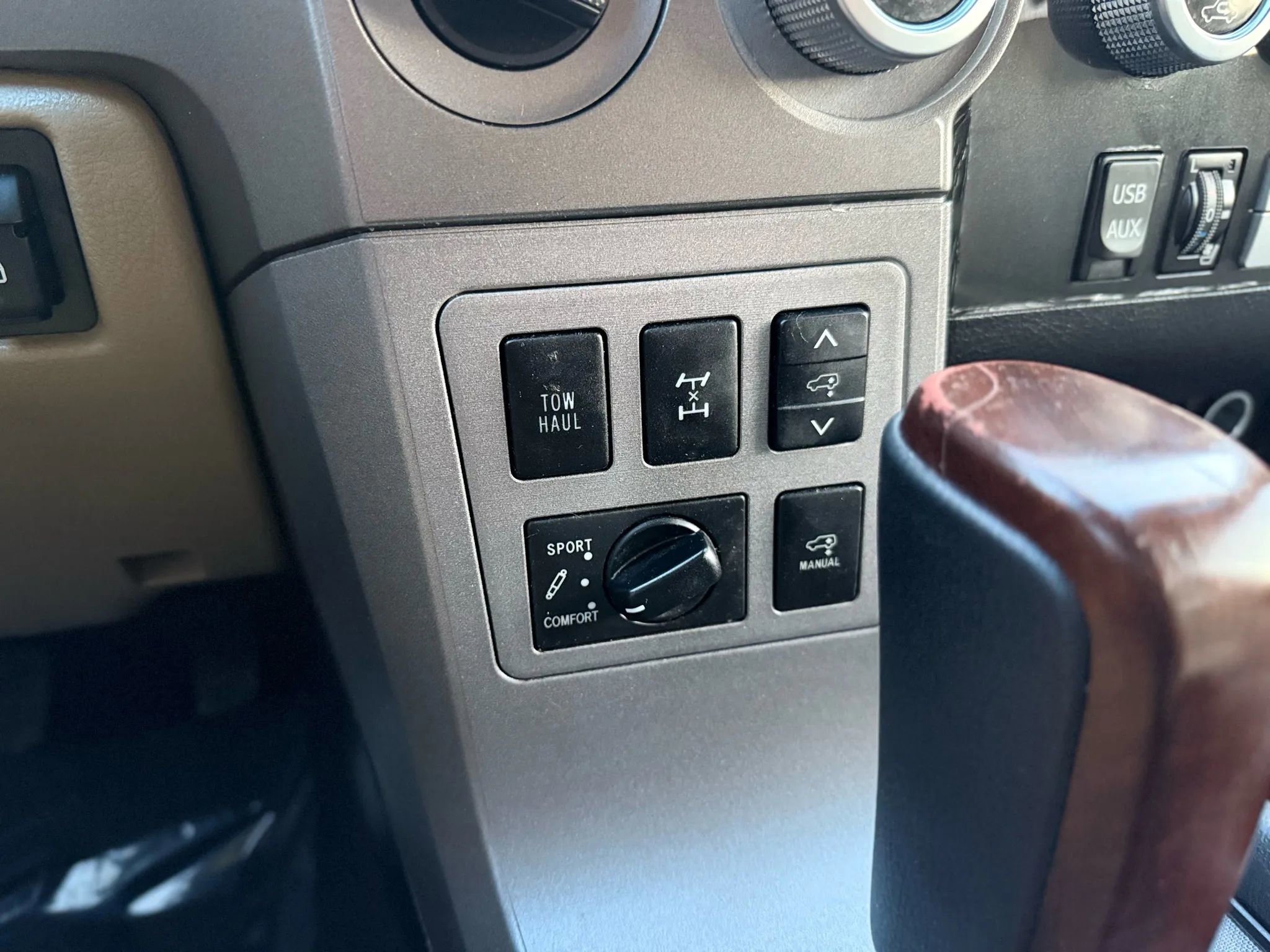 Used 2015 Toyota Sequoia Platinum image 35