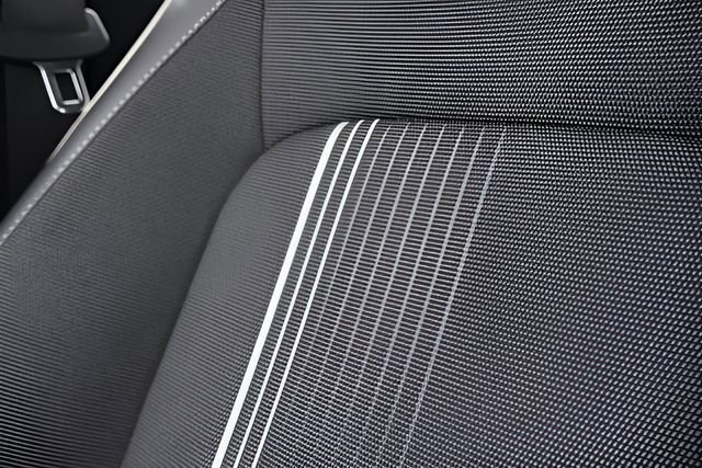 Used 2023 Hyundai Venue Limited w/ Cargo Package FWD image 17