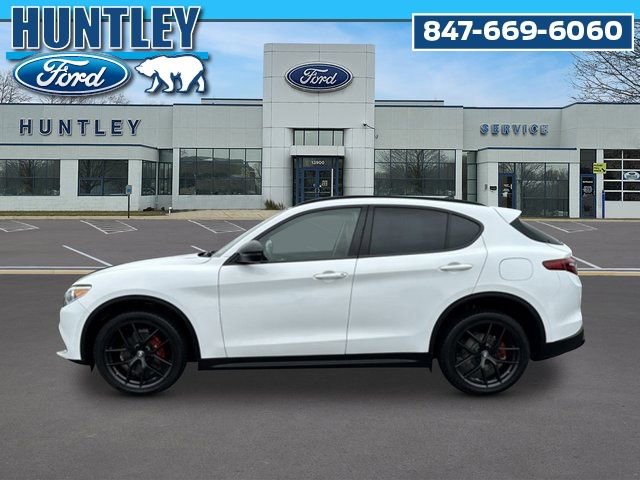 Used 2020 Alfa Romeo Stelvio Sprint w/ Nero Edizione image 6