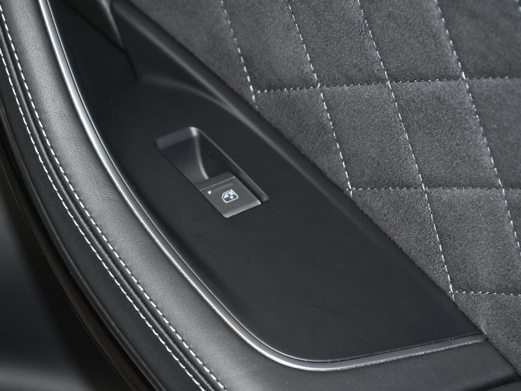 Used 2023 Audi S8 w/ S8 Executive Package AWD/4WD image 20
