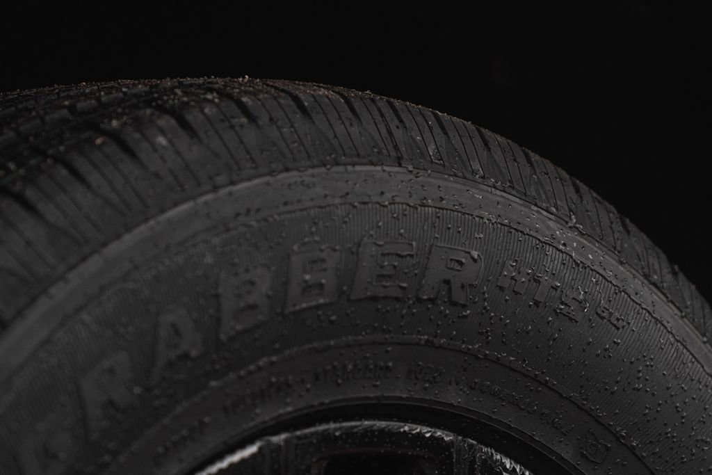 Used 2024 Chevrolet Colorado Trail Boss w/ Technology Package image 12