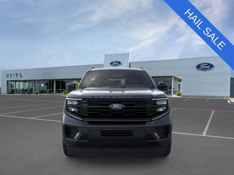 New 2025 Ford Expedition Platinum w/ Stealth Performance Package AWD/4WD image 6