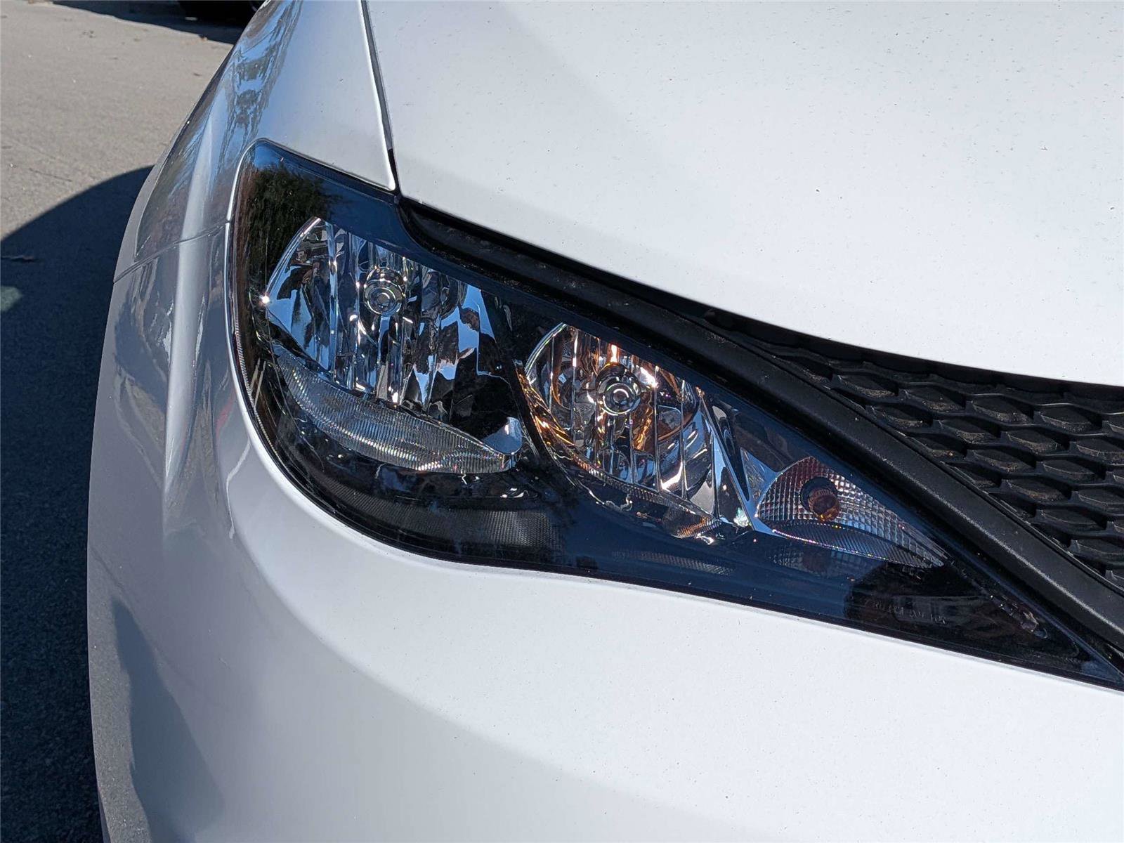 New 2026 Chrysler Voyager LX image 10