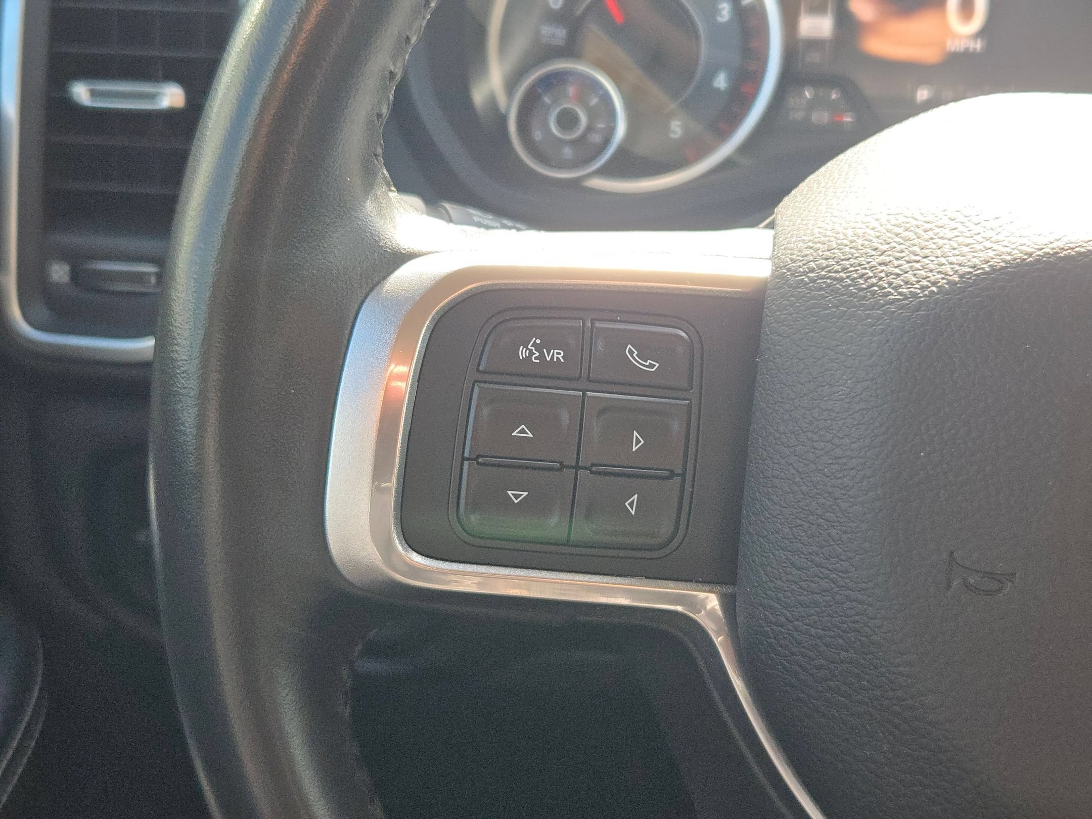 Used 2022 RAM 3500 Laramie AWD/4WD image 22