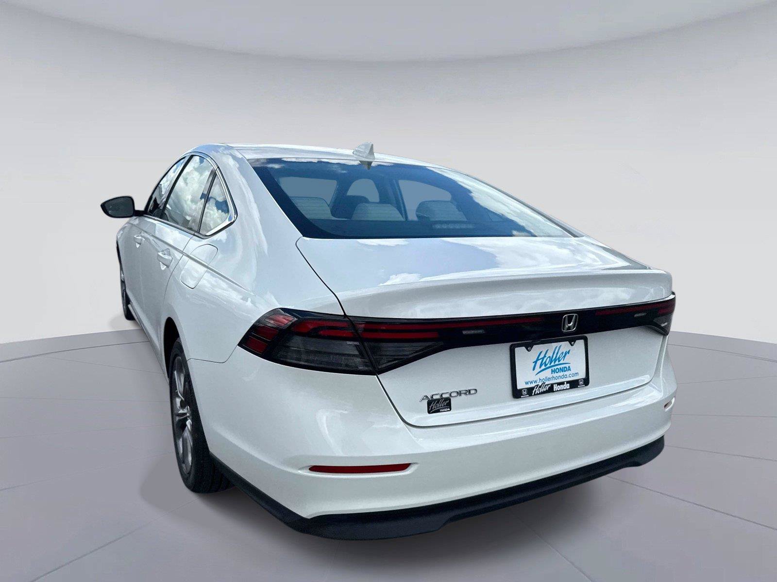 Certified 2024 Honda Accord EX image 6