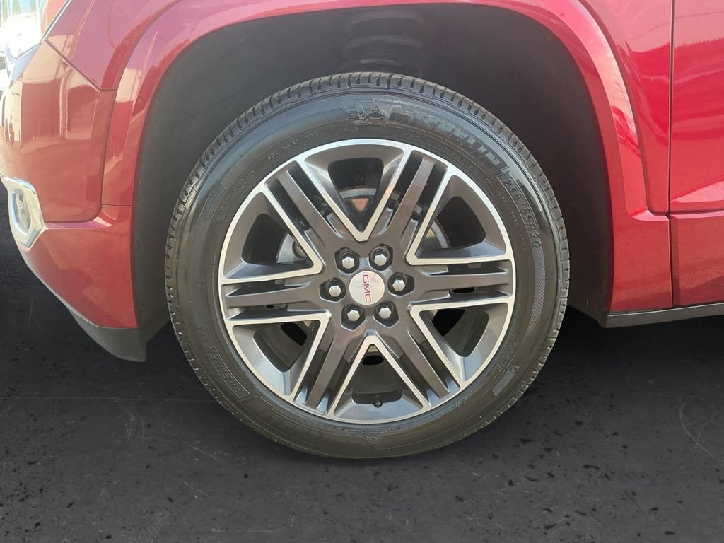 Used 2019 GMC Acadia Denali w/ Technology Package AWD/4WD image 13