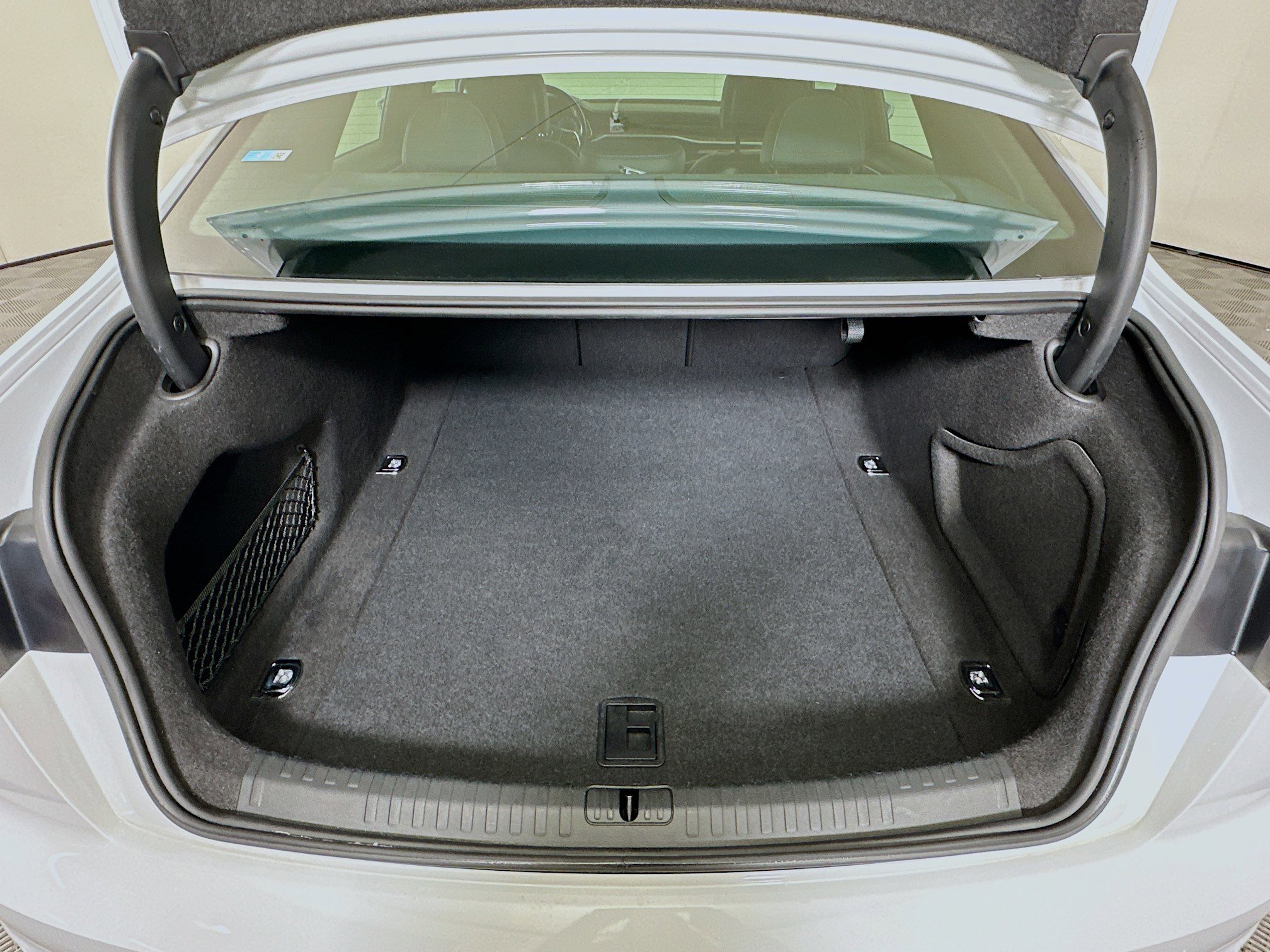 Used 2024 Audi A6 Premium Plus image 30