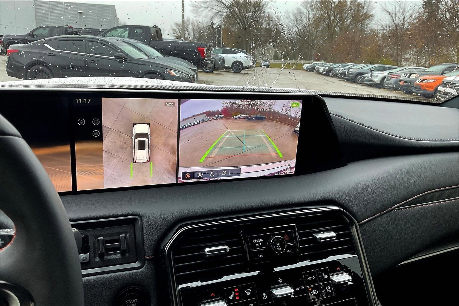 Used 2025 Nissan Armada PRO-4X w/ Pro-4X Premium Package image 29