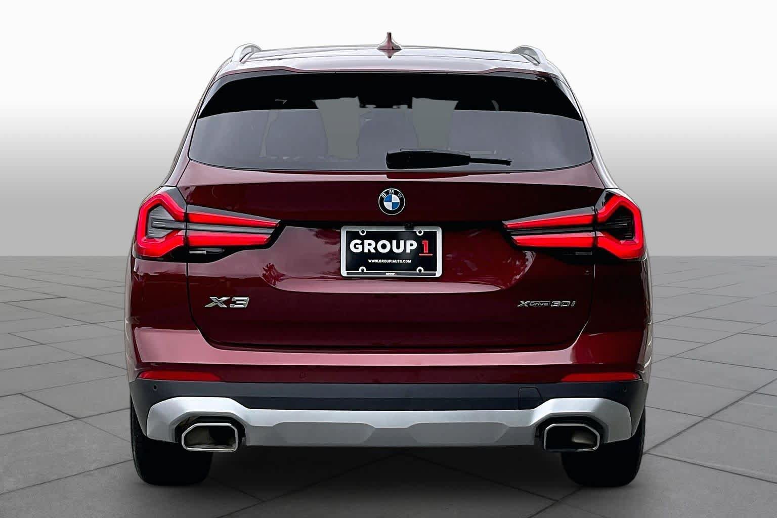 Used 2024 BMW X3 xDrive30i w/ Premium Package AWD/4WD image 4
