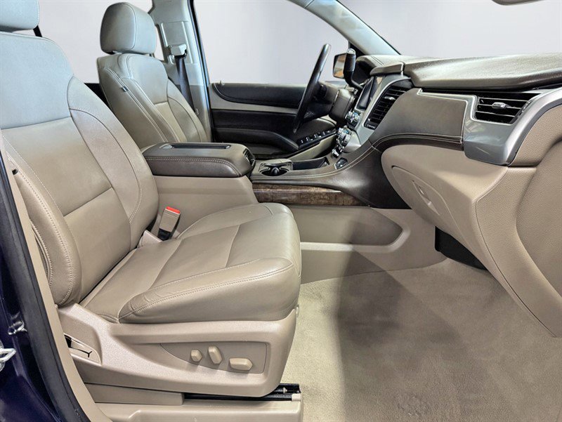 Used 2019 Chevrolet Suburban LT AWD/4WD image 30
