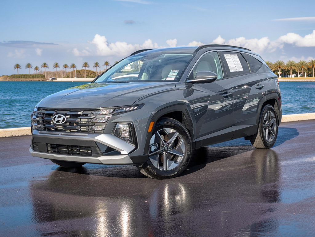 Certified 2026 Hyundai Tucson SEL FWD image 2