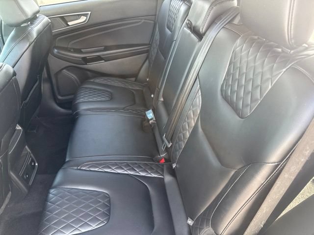 Used 2023 Ford Edge Titanium AWD/4WD image 21