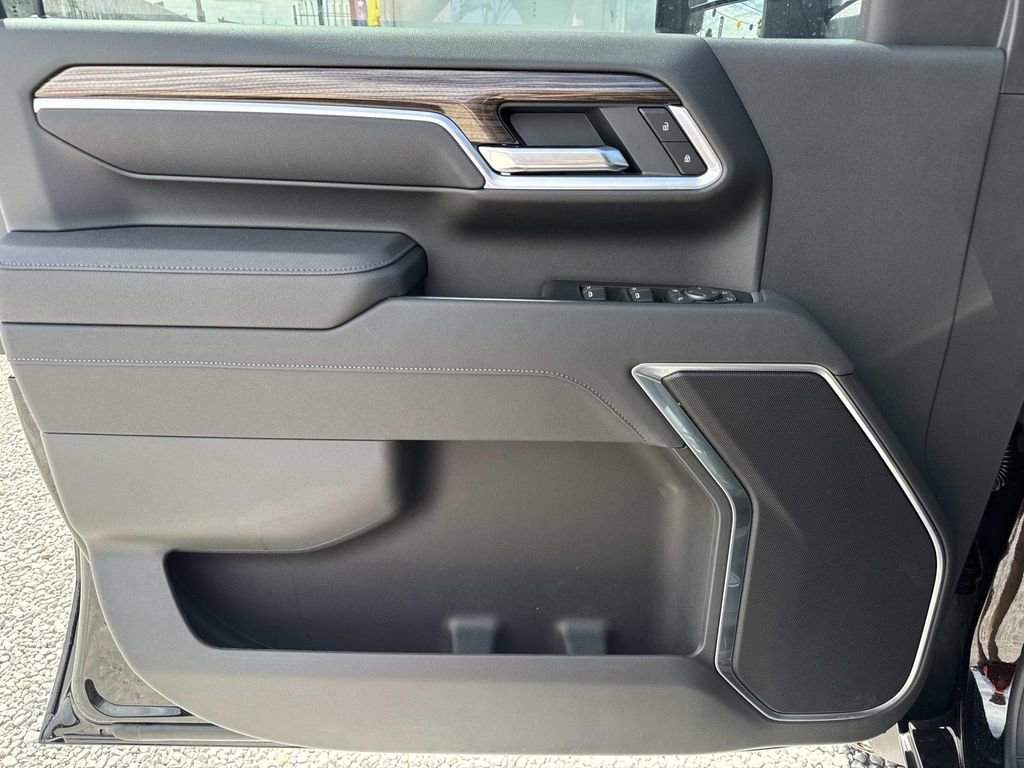 New 2026 Chevrolet Silverado 2500 LT w/ Trail Boss Package image 18