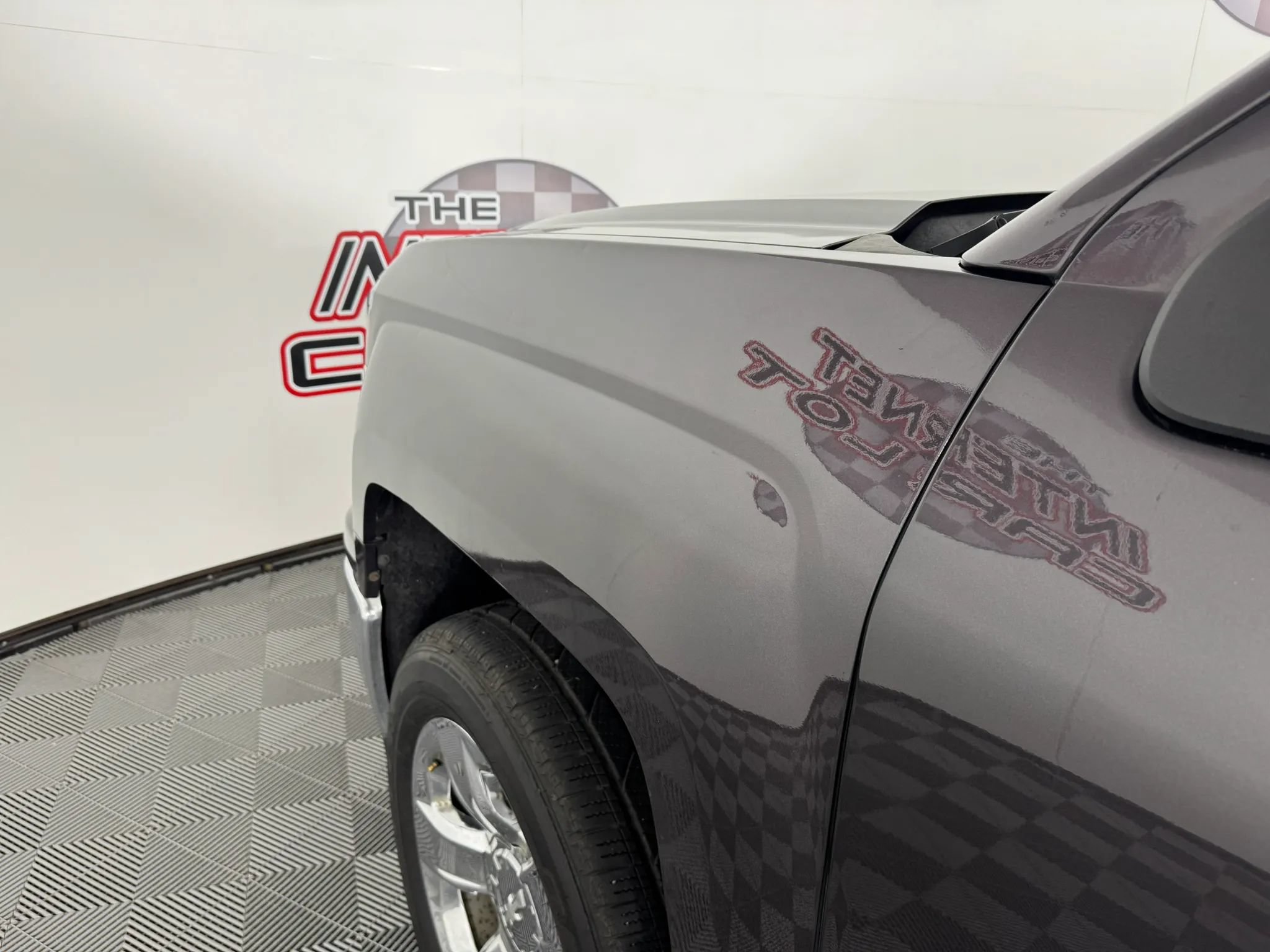 Used 2015 Chevrolet Silverado 1500 LTZ w/ LTZ Plus Package AWD/4WD image 24