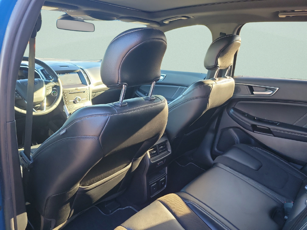 Used 2019 Ford Edge ST w/ Equipment Group 401A AWD/4WD image 13