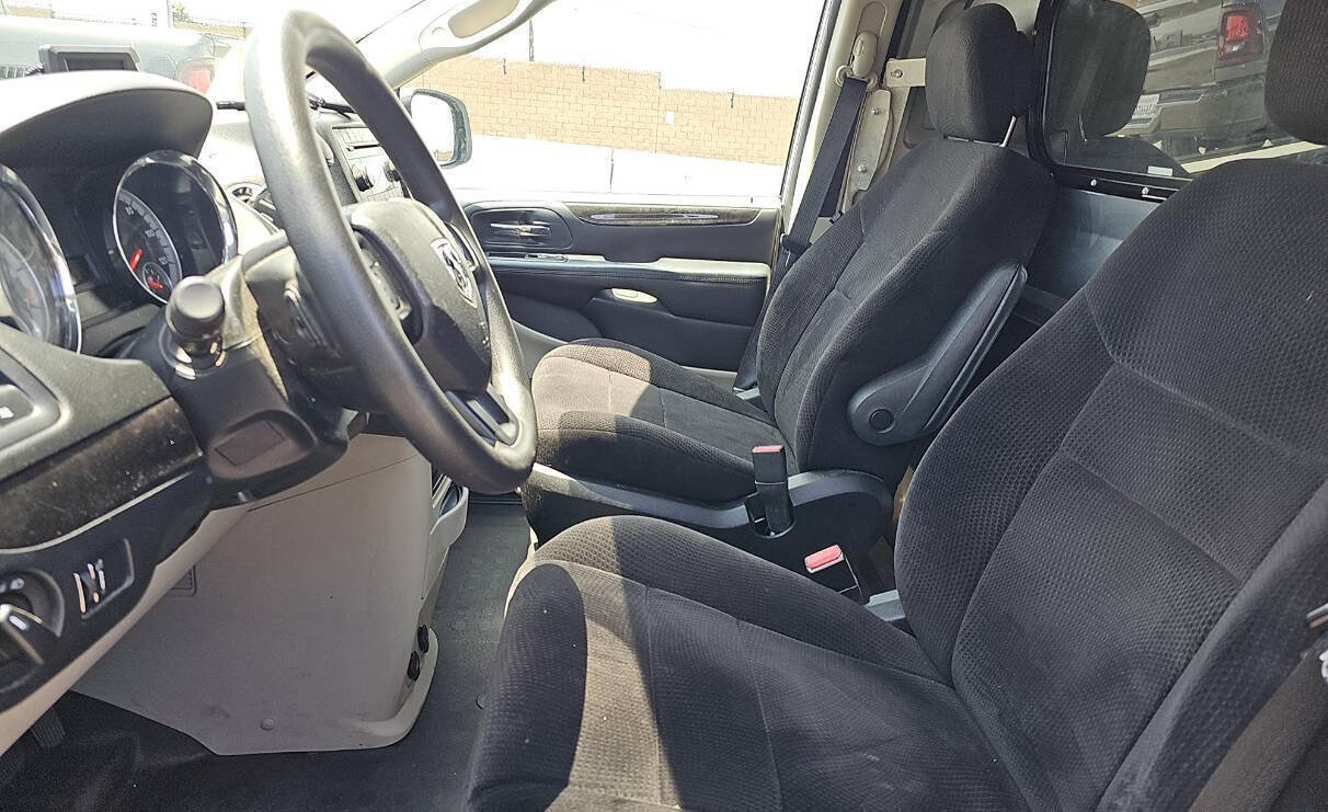 Used 2013 RAM C/V Tradesman FWD image 8