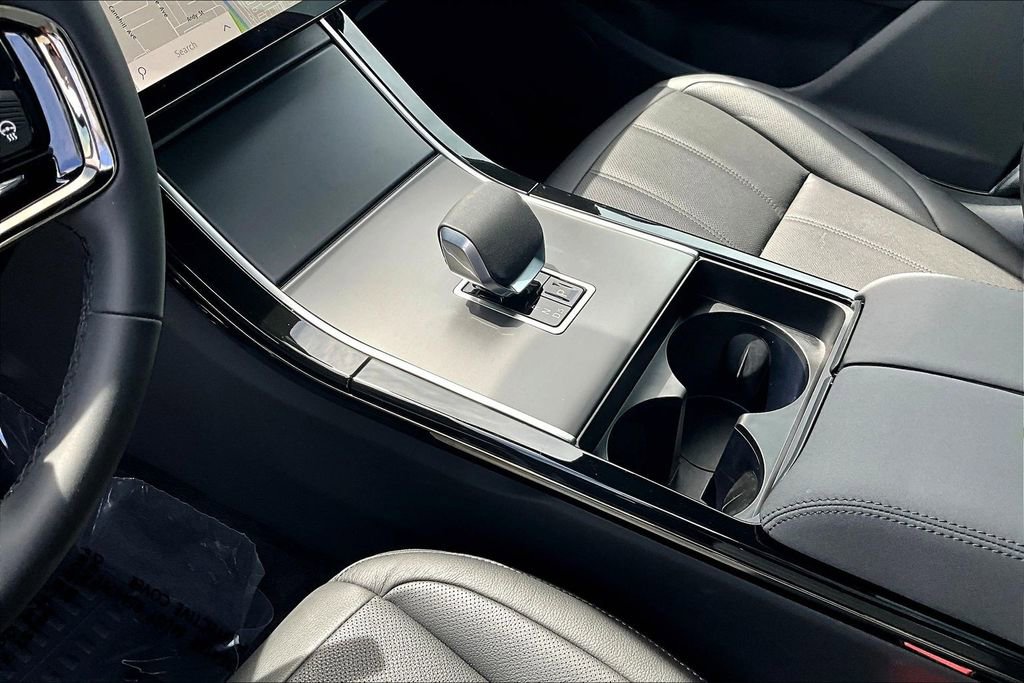 Certified 2026 Land Rover Range Rover Evoque S image 16