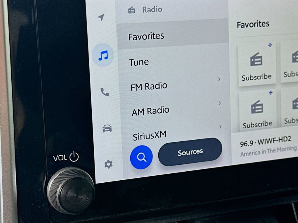 Used 2024 Toyota RAV4 XLE image 27