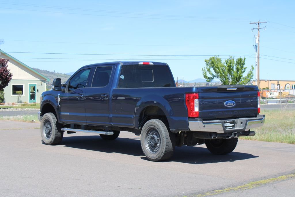 Used 2018 Ford F350 Lariat w/ Camper Package AWD/4WD image 3