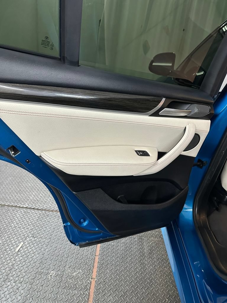 Used 2017 BMW X4 M40i AWD/4WD image 24
