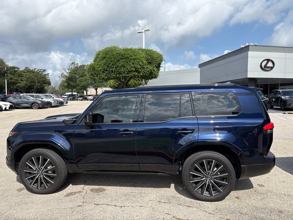Certified 2025 Lexus GX 550 w/ Accessory Package (Z1) AWD/4WD image 2