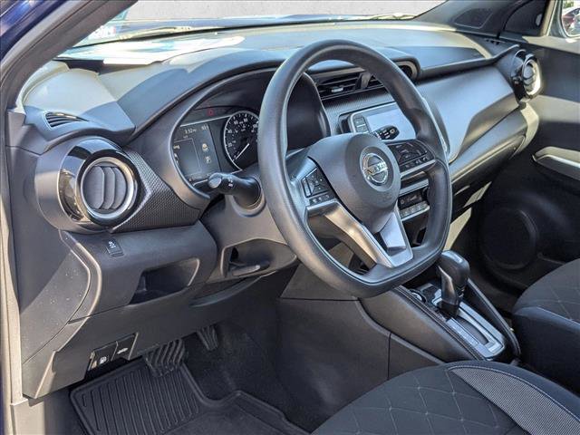 Used 2018 Nissan Kicks SV image 10
