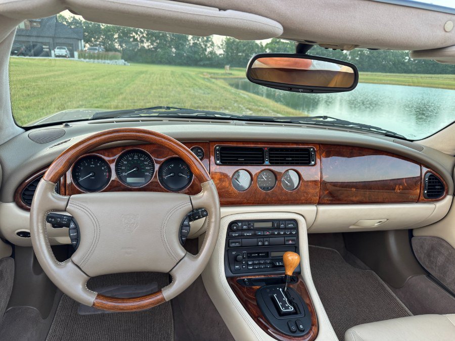 Used 1997 Jaguar XK8 Convertible RWD image 29