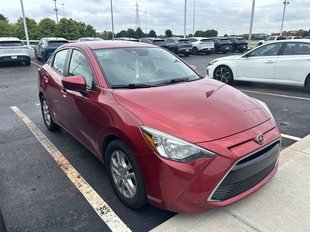 Used 2016 Scion iA FWD image 4