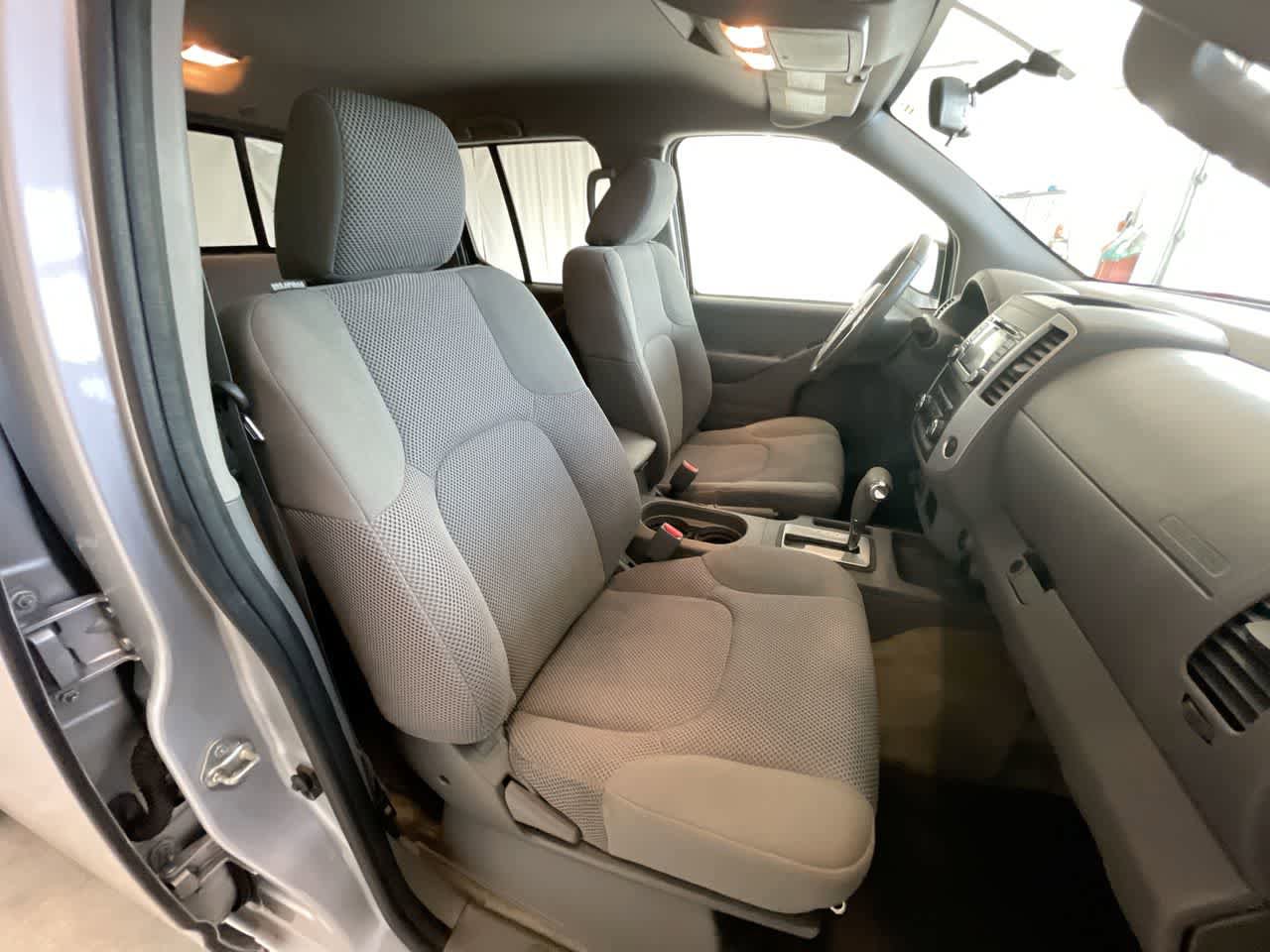 Used 2017 Nissan Frontier SV AWD/4WD image 22