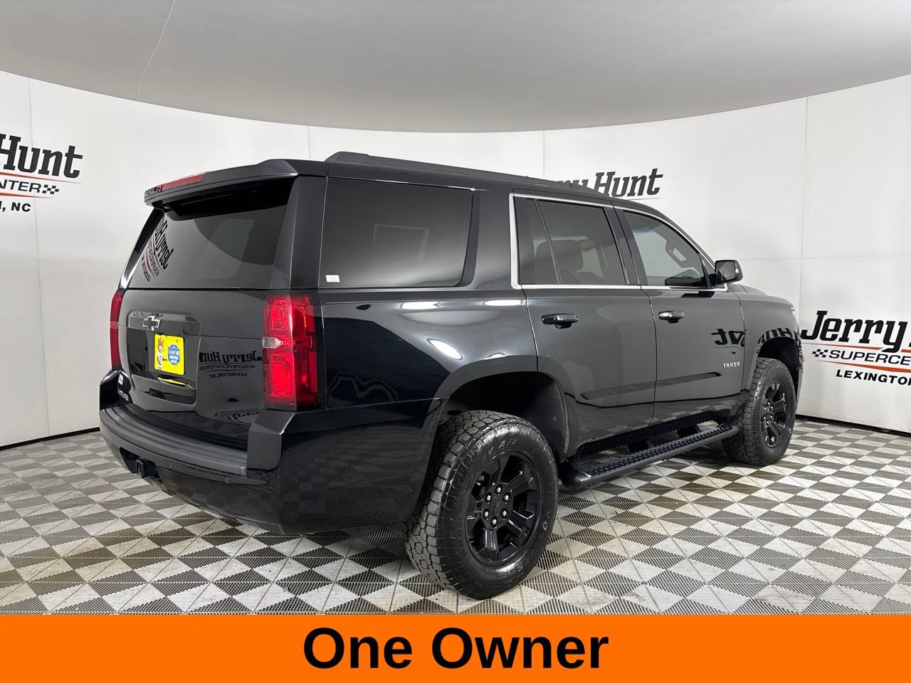 Used 2020 Chevrolet Tahoe LS w/ Enhanced Driver Alert Package AWD/4WD image 5