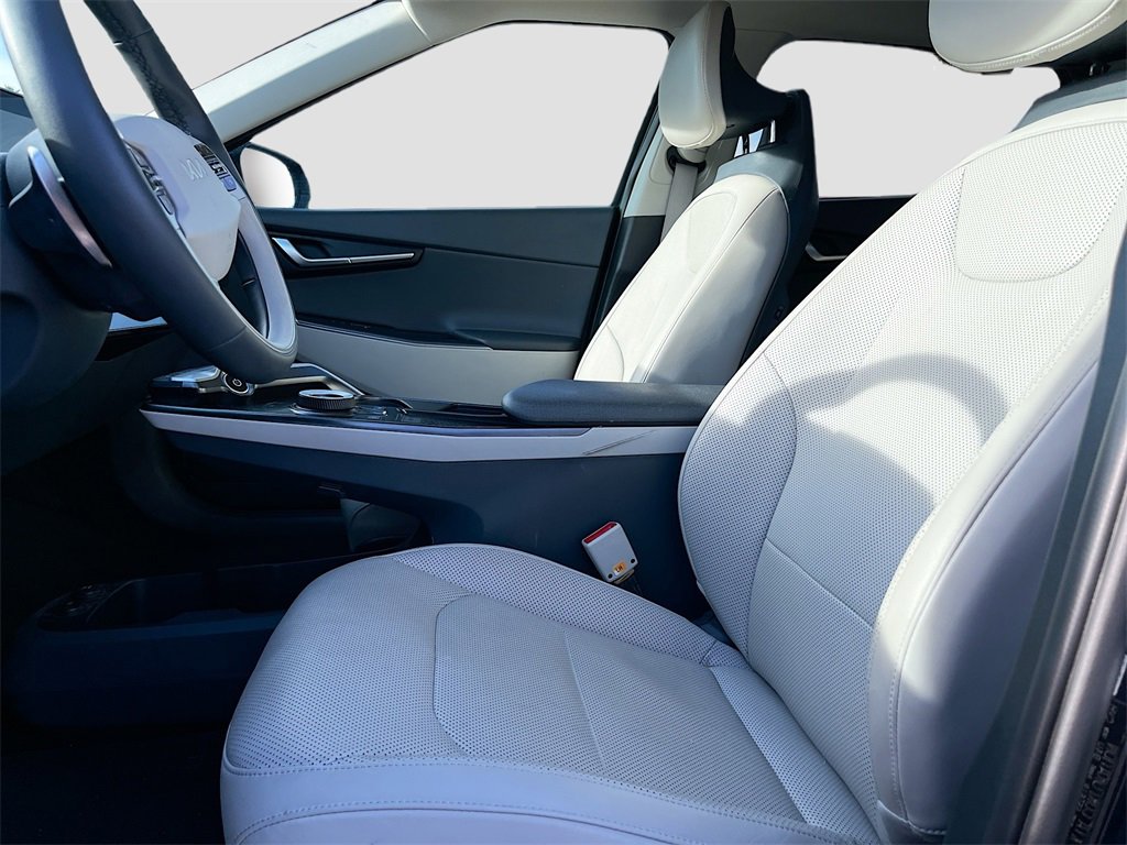 Used 2022 Kia EV6 Wind image 22